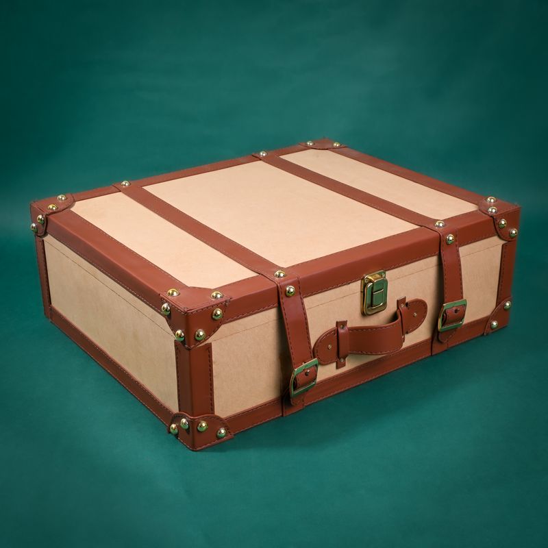 Heritage Leather Suitcase Box