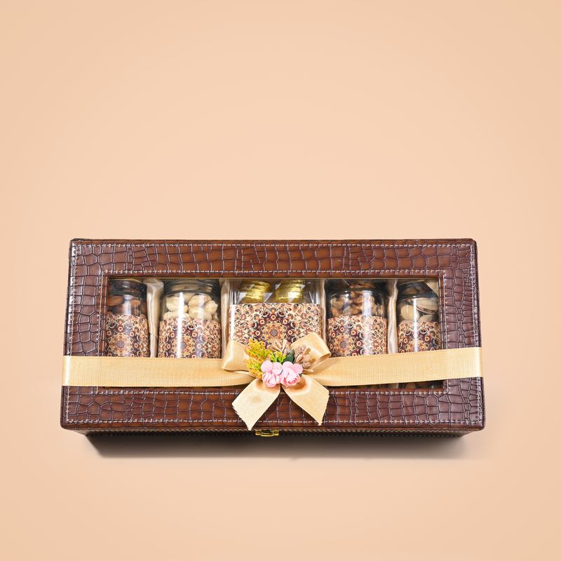 Ribbon-Wrapped Jar Box